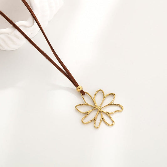 Leaf Or Flower Pendant Necklace