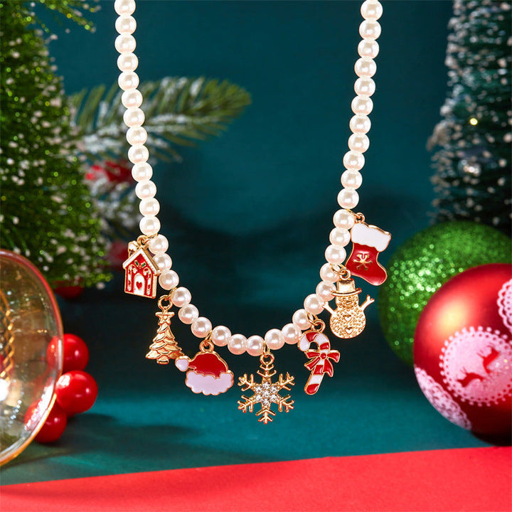 Merry Charm Pearl Necklace