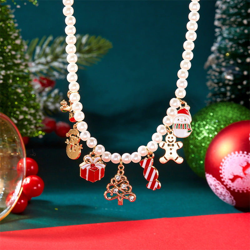 Merry Charm Pearl Necklace