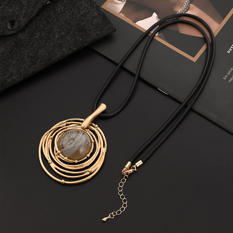 Artistic Round Metal Wrap Necklace